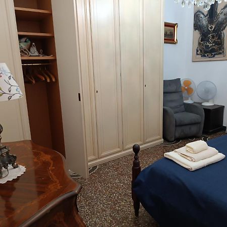 Ferienwohnung Casa Luigina Genua Exterior foto